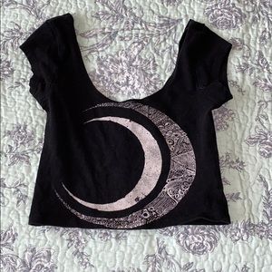 ⭐️⭐️ Crop top moon size XS black white scoop neck